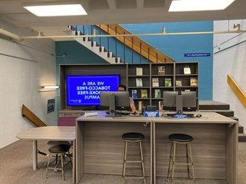 Technology Support Center desk in the Woodland Library